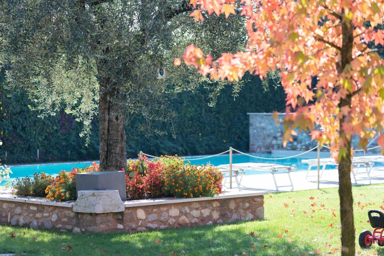 Agriturismo Corte Aurea Desenzano del Garda Eksteriør billede