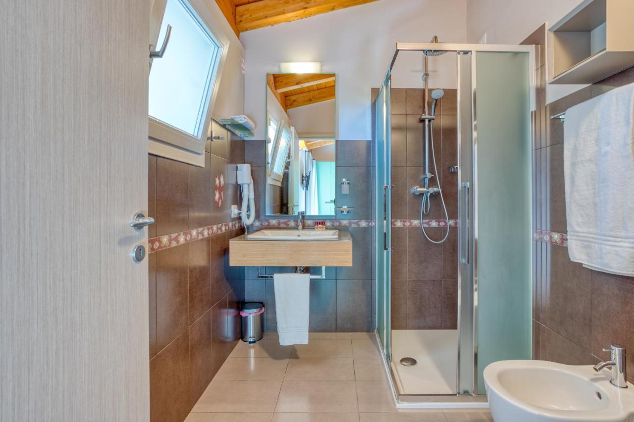 Agriturismo Corte Aurea Desenzano del Garda Eksteriør billede